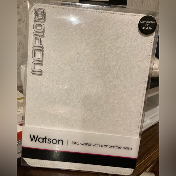 👍5 for 20👍New Incipio Watson iPad Air Folio Wallet With Removable Hard Case - Picture 2 of 11